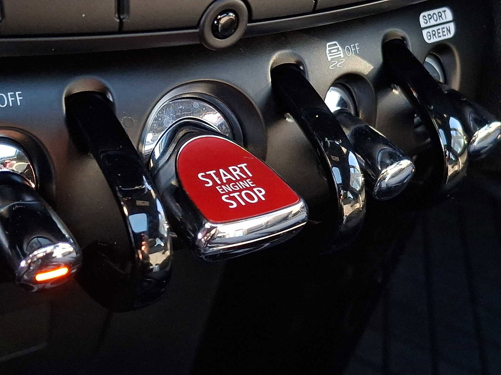 Certified 2023 MINI Cooper S FWD image 22