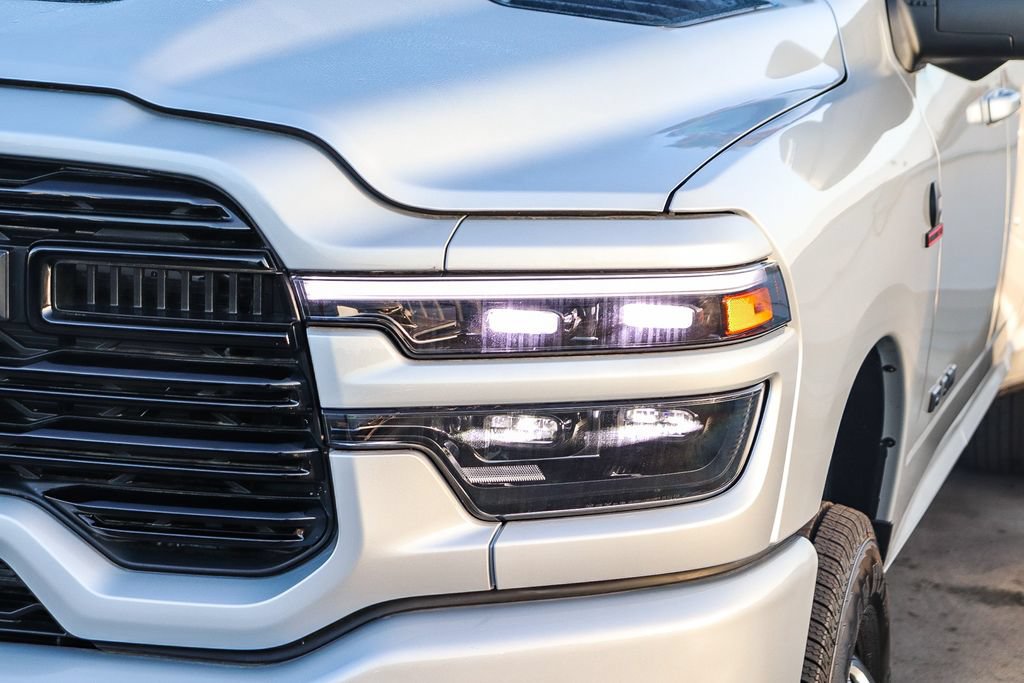 New 2026 RAM 3500 Laramie AWD/4WD image 5