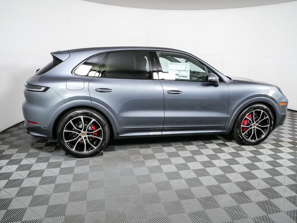 New 2026 Porsche Cayenne S image 30
