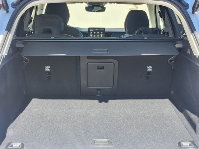 New 2026 Volvo XC60 B5 Plus w/ Climate Package AWD/4WD image 17