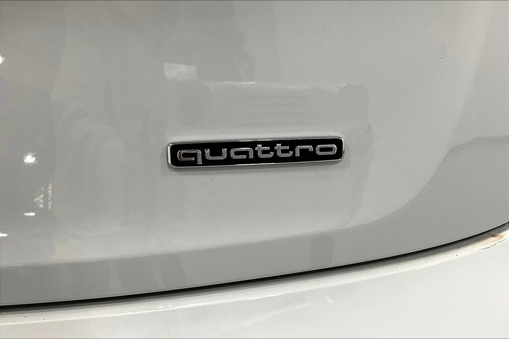 Used 2022 Audi Q5 2.0T Premium w/ Convenience Package image 39
