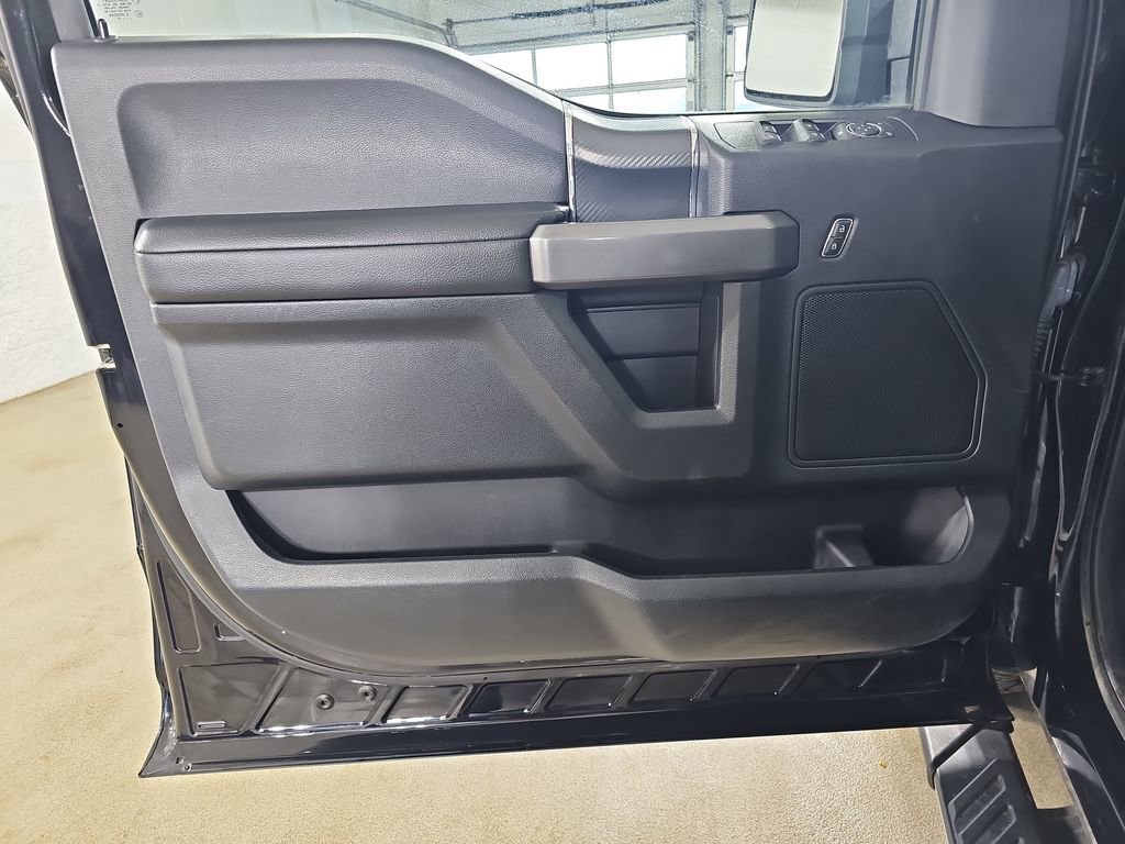 Used 2019 Ford F150 XLT w/ Equipment Group 302A Luxury AWD/4WD image 32