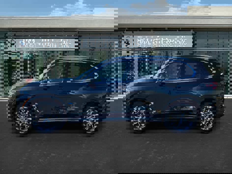 Used 2024 BMW X5 xDrive40i w/ Premium Package image 5