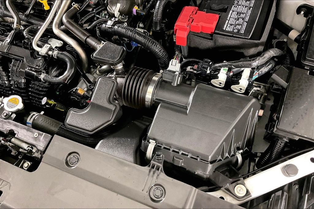 Used 2023 Nissan Altima 2.5 SR FWD image 41