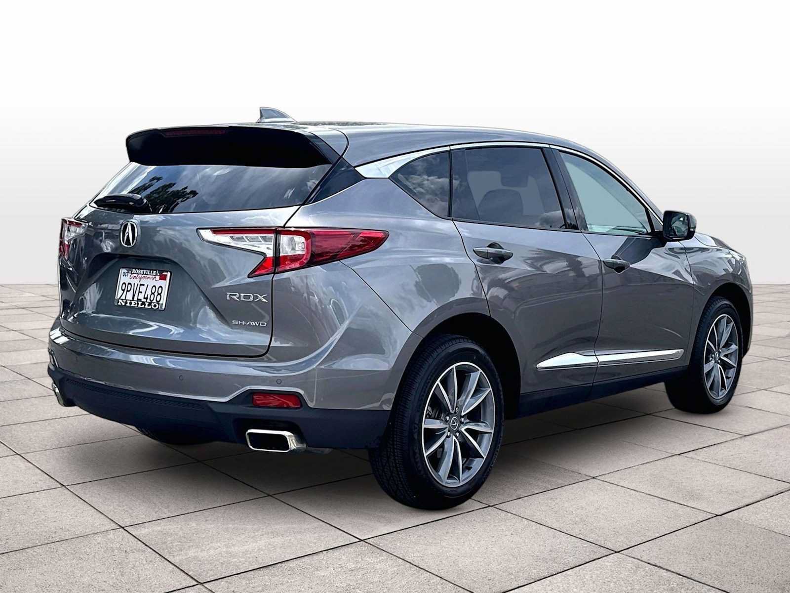 Used 2024 Acura RDX SH-AWD w/ Technology Package image 15