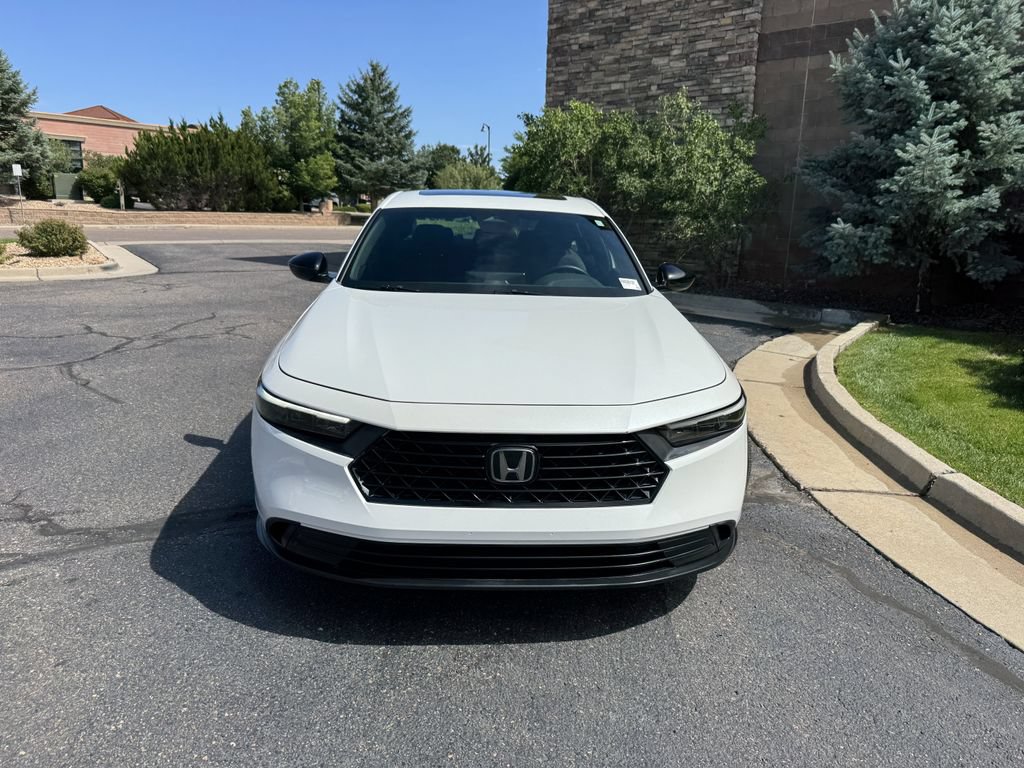 Used 2023 Honda Accord Sport image 3