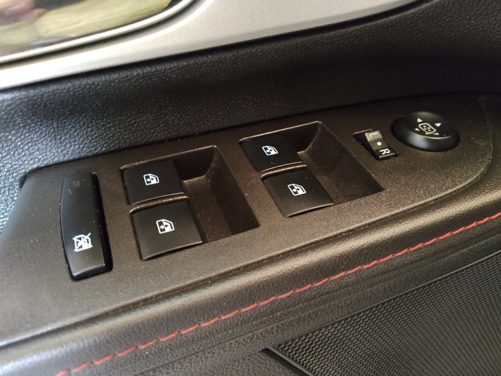 Used 2015 Chevrolet Equinox LT w/ Driver Convenience Package FWD image 27