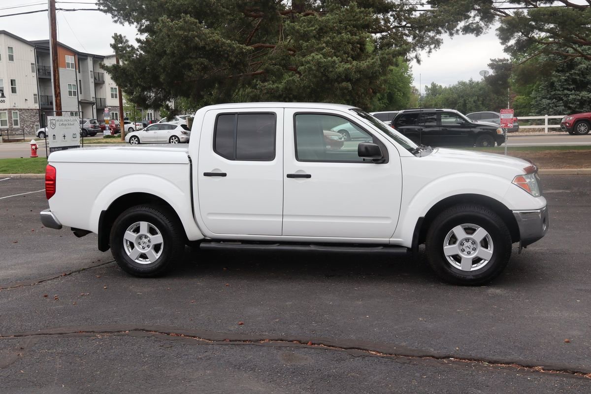 Used 2006 Nissan Frontier SE w/ (P01) Power Pkg AWD/4WD image 3