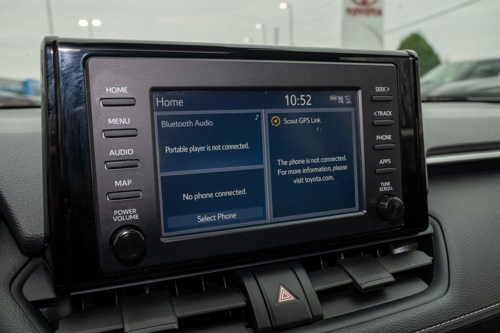 Used 2019 Toyota RAV4 XLE w/ Convenience Package image 15