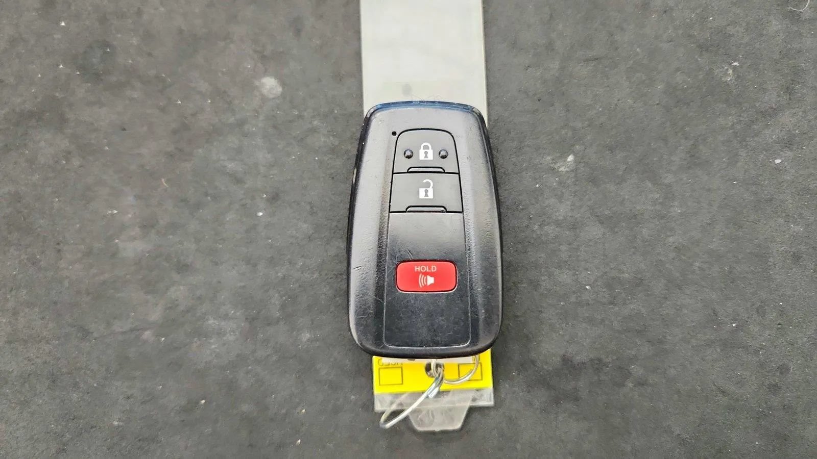 Used 2024 Toyota RAV4 XLE FWD image 13