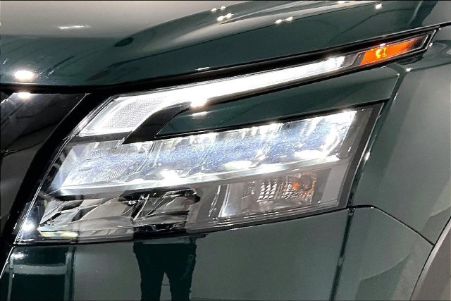 Used 2023 Nissan Pathfinder Rock Creek AWD/4WD image 39