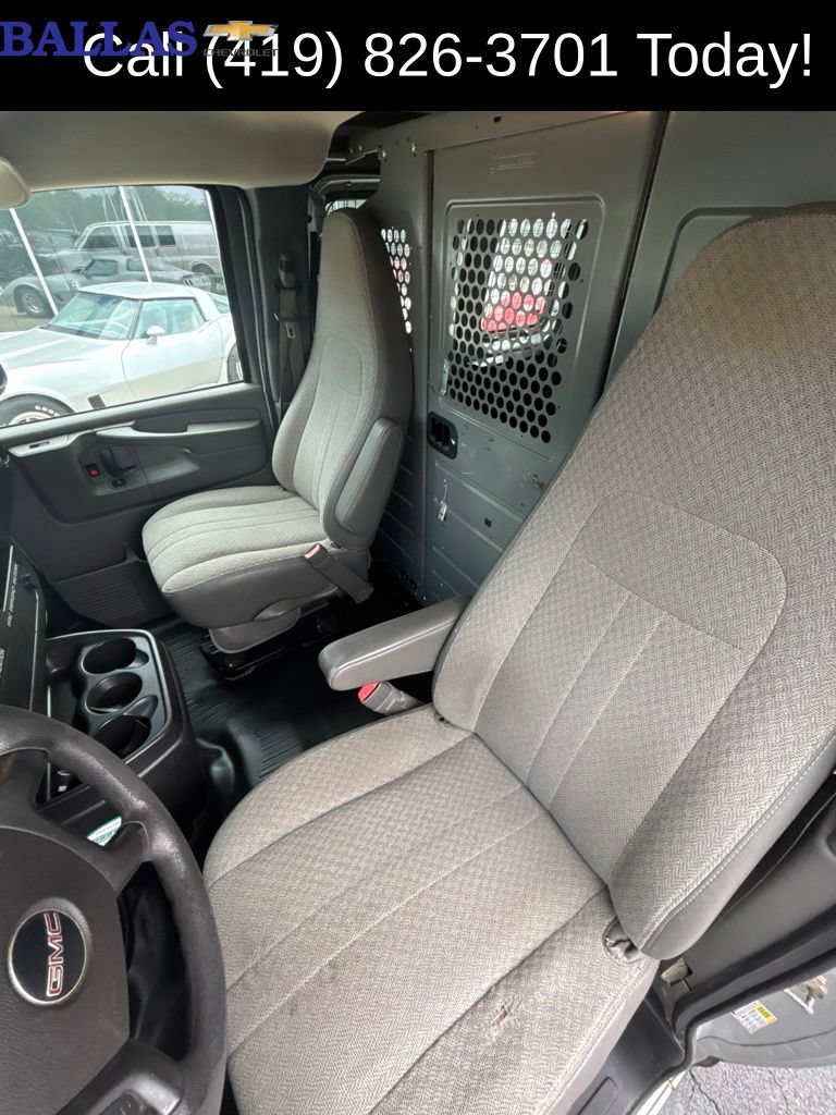 Used 2014 GMC Savana 2500 RWD image 14