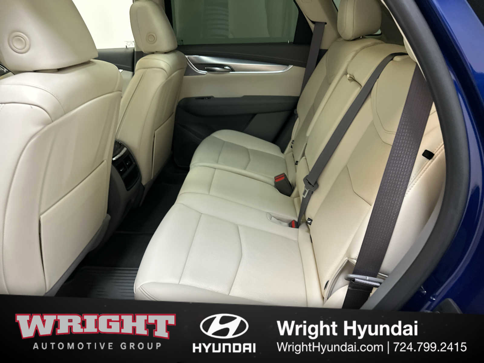 Used 2024 Cadillac XT5 Premium Luxury w/ Technology Package image 13