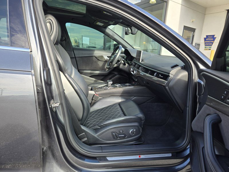Used 2018 Audi S4 Prestige w/ Prestige Package image 13
