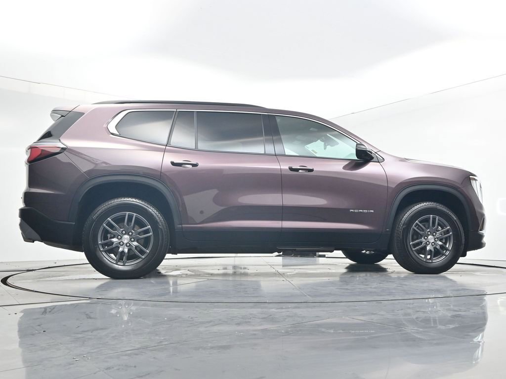 Used 2025 GMC Acadia Elevation image 30