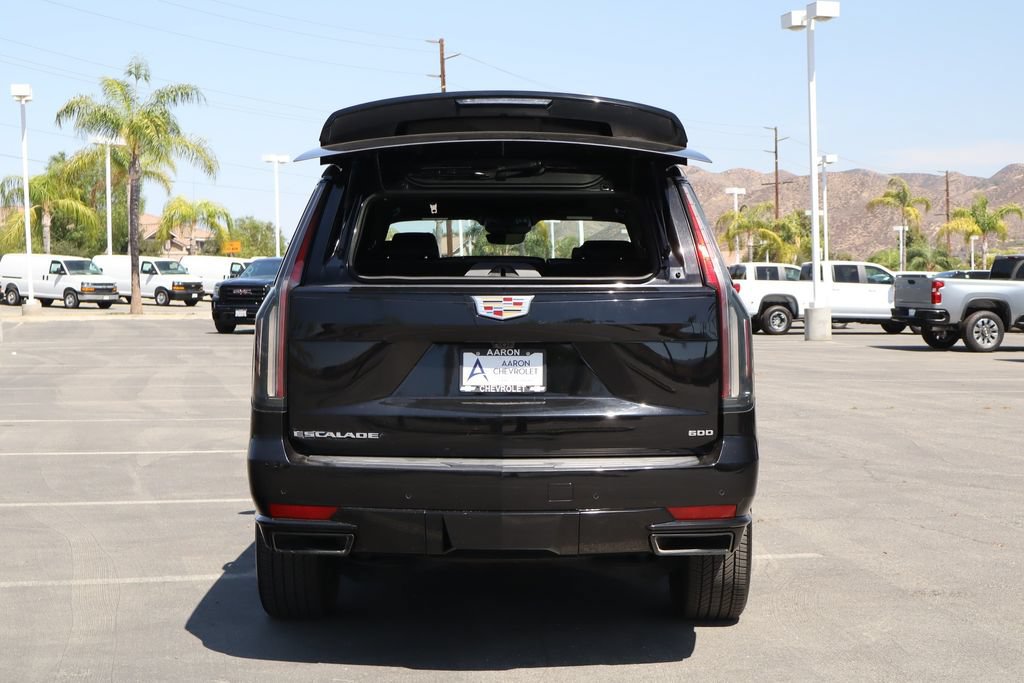Used 2021 Cadillac Escalade Sport RWD image 32