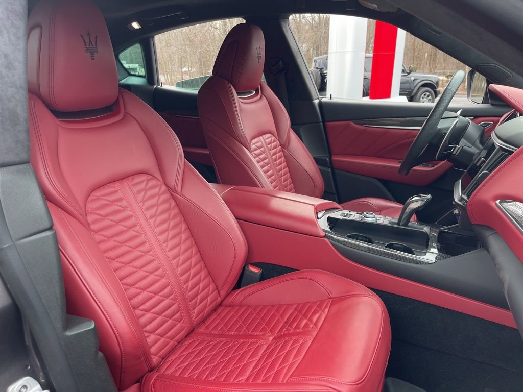 Used 2022 Maserati Levante Modena image 17