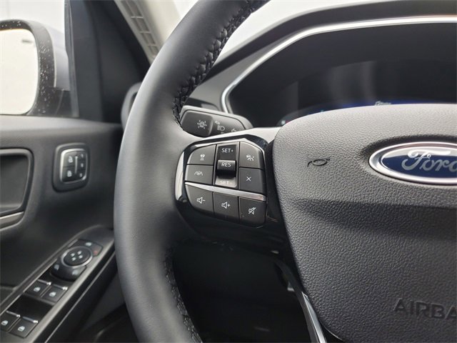 Used 2022 Ford Escape Titanium image 13