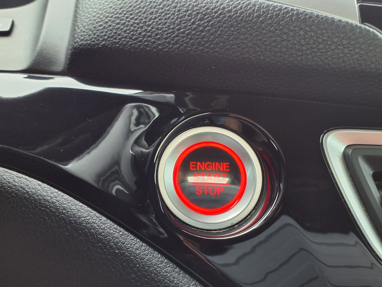 Used 2017 Honda Pilot Elite image 12