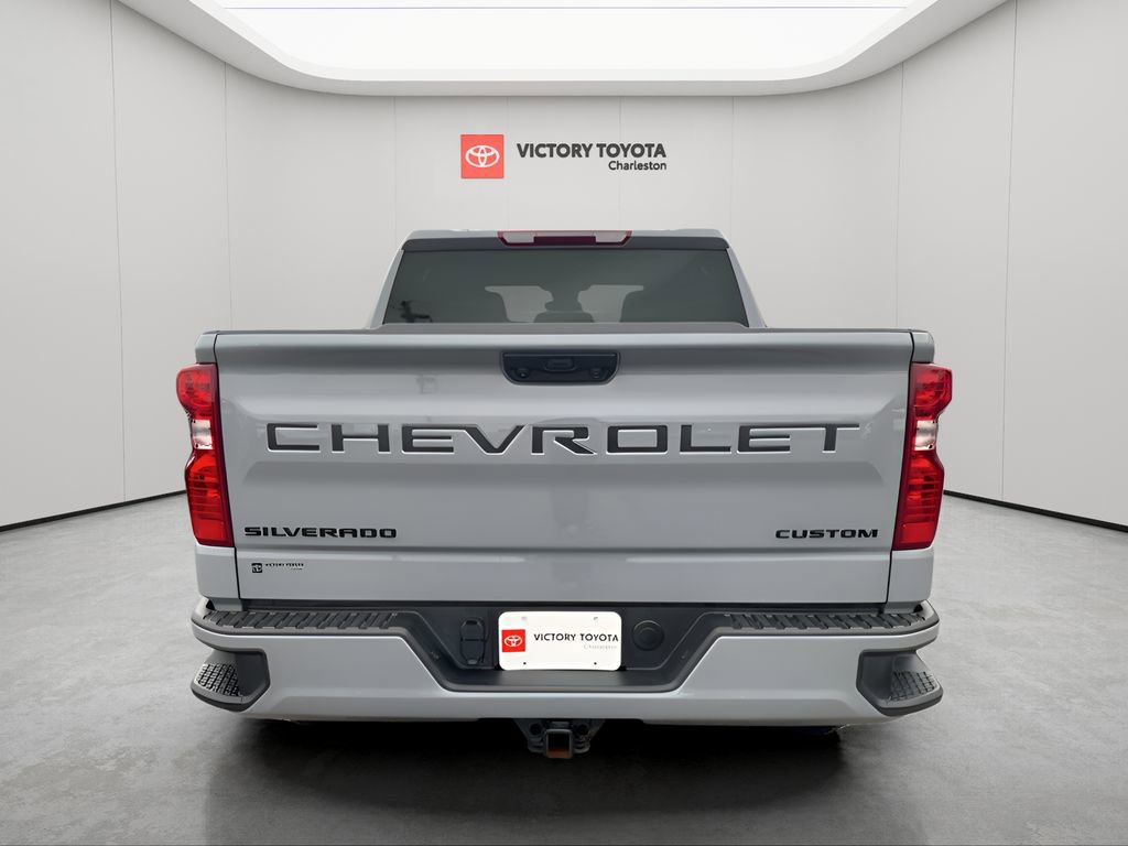 Used 2024 Chevrolet Silverado 1500 Custom w/ Turbomax Blackout Package image 5
