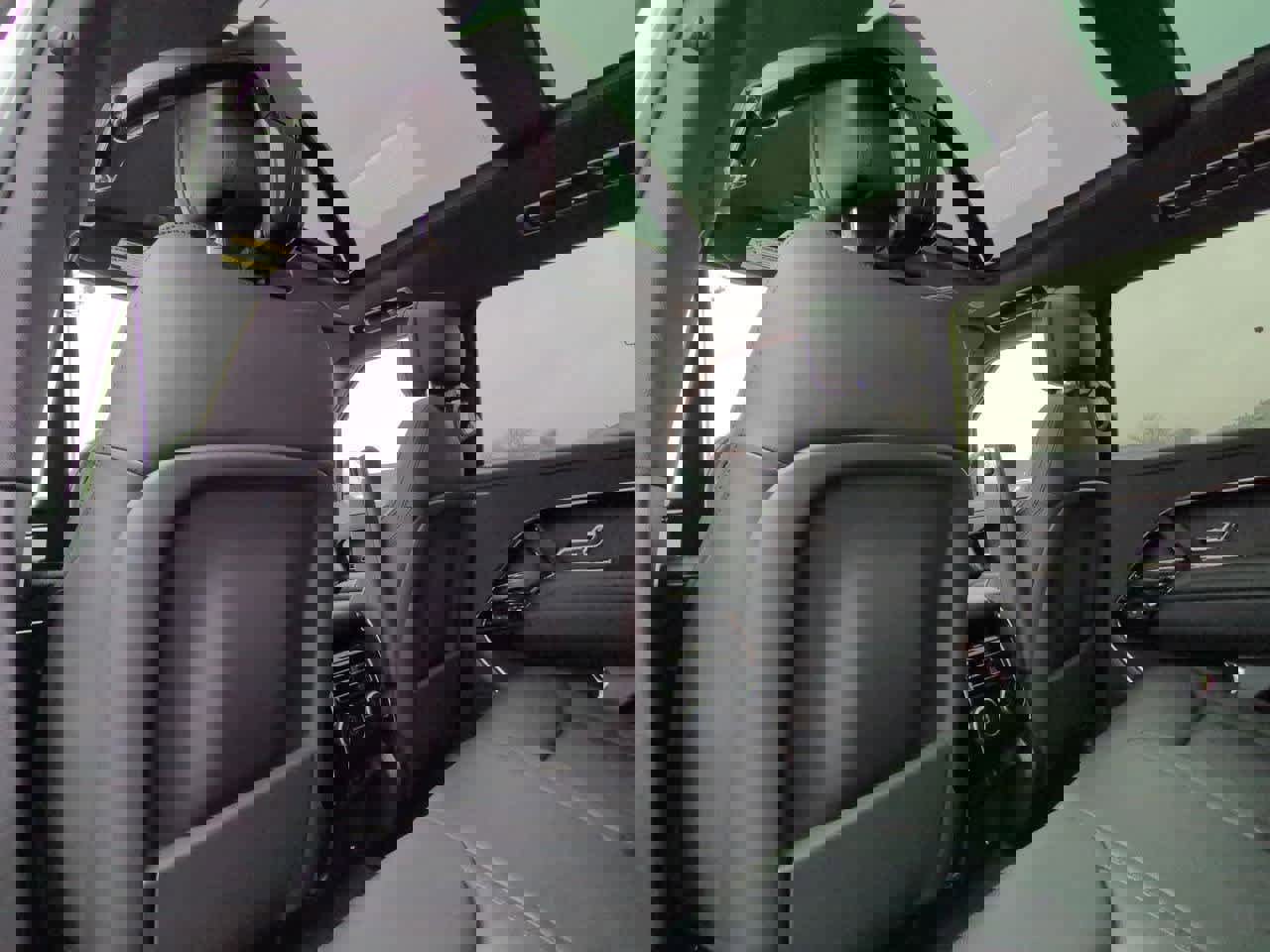 New 2026 Land Rover Range Rover Sport Dynamic SE image 18