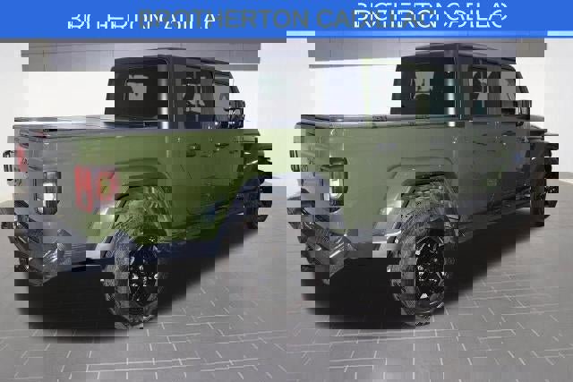 Used 2022 Jeep Gladiator Sport image 7