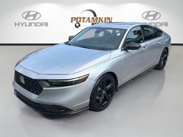 Used 2024 Honda Accord Sport image 1