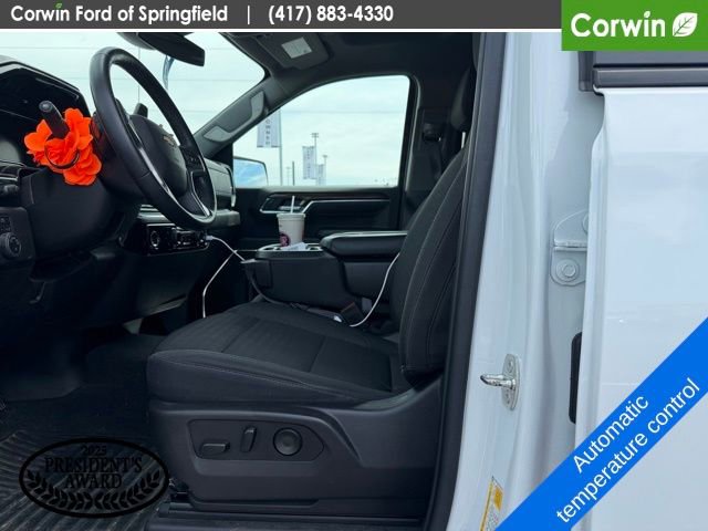 Used 2024 Chevrolet Silverado 1500 LT image 11