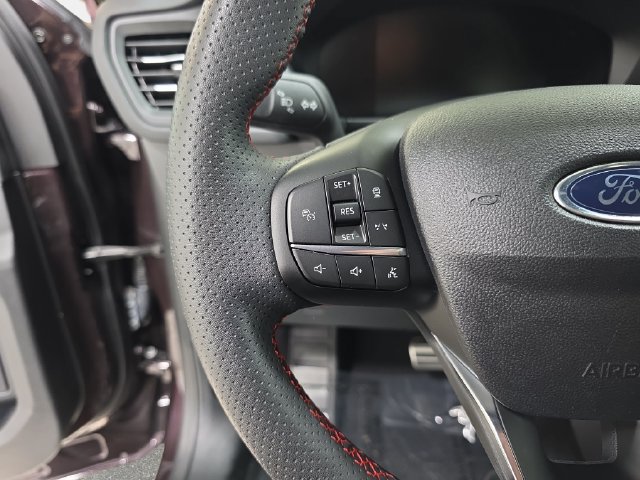 Used 2023 Ford Escape ST-Line w/ Tech Pack #1 FWD image 17