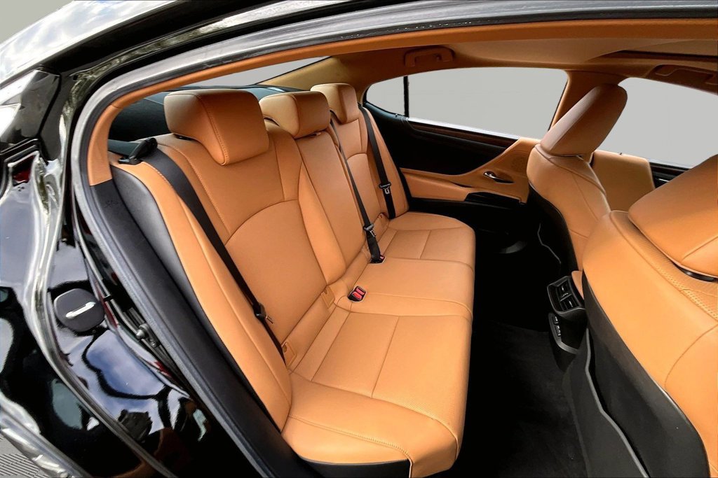 Used 2025 Lexus ES 350 w/ Premium Package FWD image 20