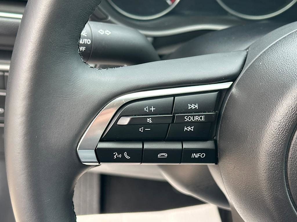 Used 2025 MAZDA MAZDA3 s image 20