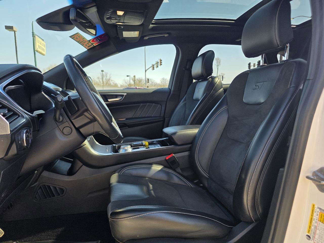 Used 2019 Ford Edge ST w/ Cold Weather Package image 15