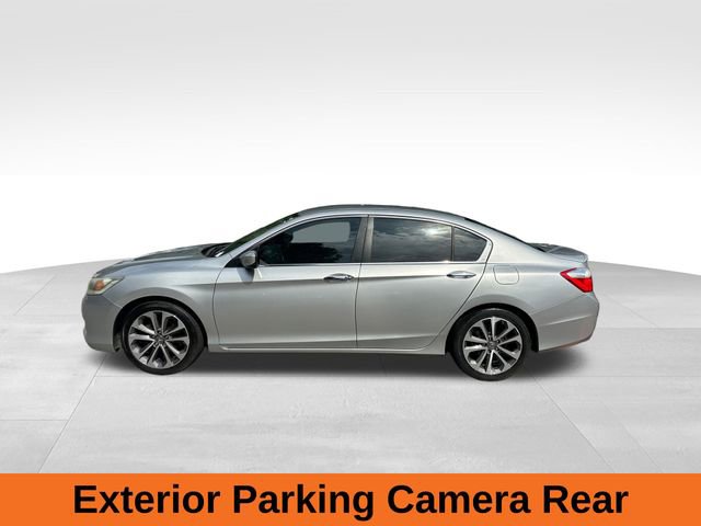 Used 2015 Honda Accord Sport image 2