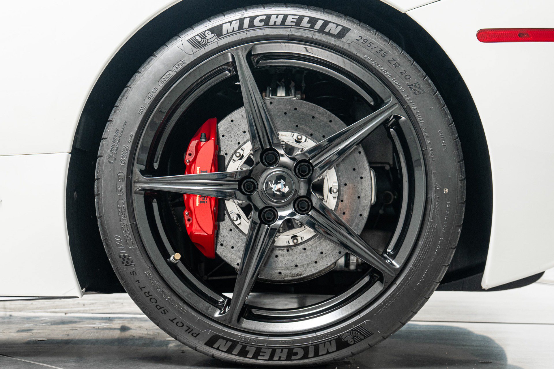 Used 2015 Ferrari 458 Spider RWD image 11