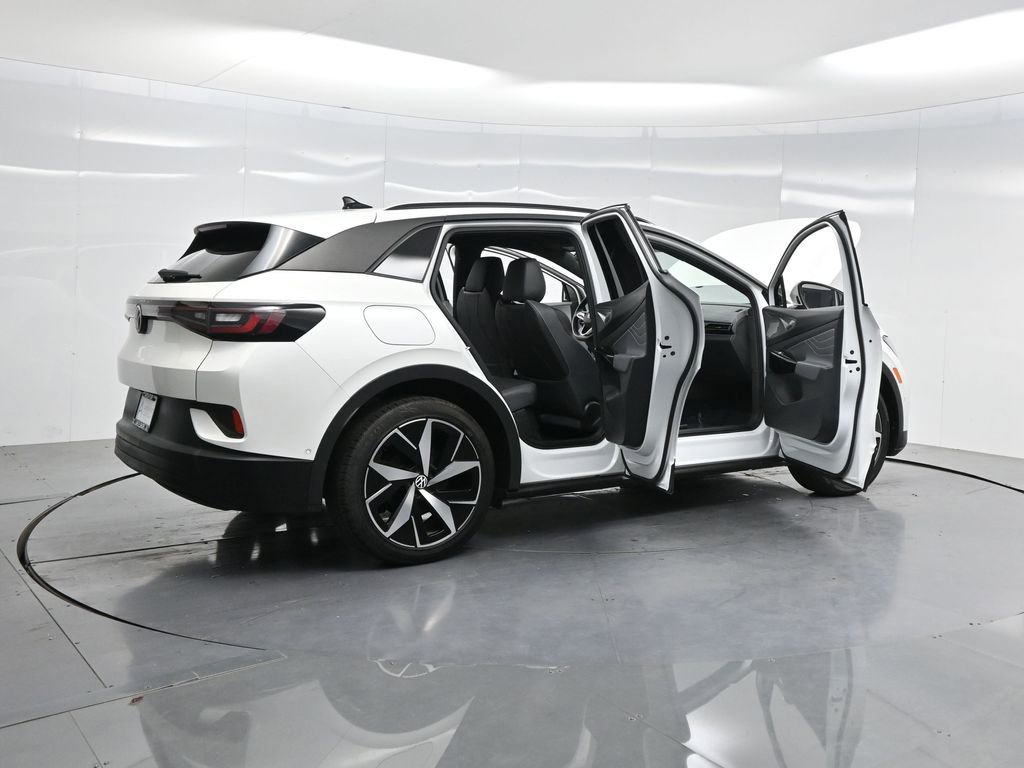 Used 2023 Volkswagen ID.4 Pro S image 5