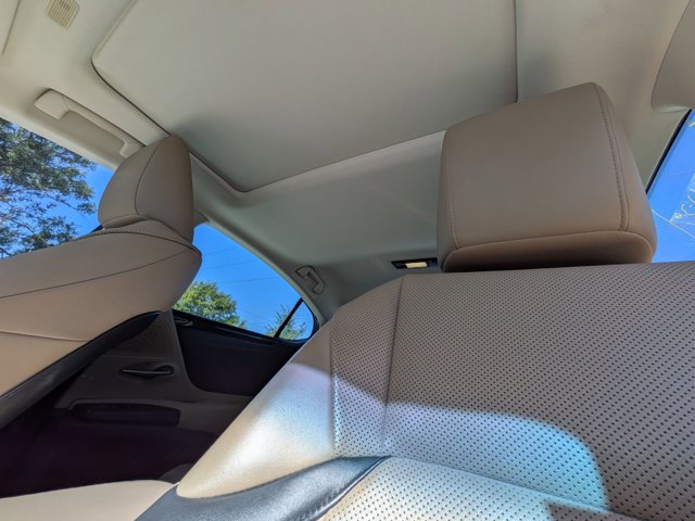 Used 2020 Lexus ES 350 image 14