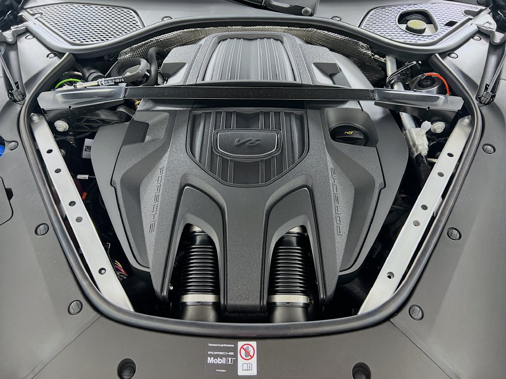 New 2026 Porsche Panamera 4 AWD/4WD image 32