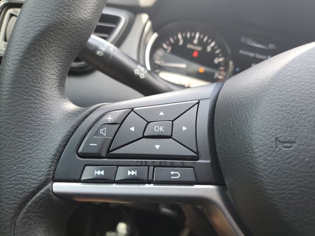Used 2017 Nissan Rogue S w/ S Appearance Package AWD/4WD image 20