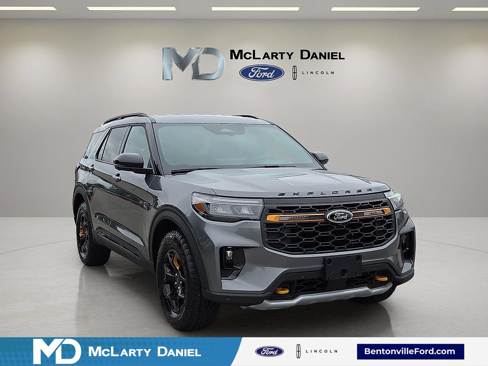 Used 2026 Ford Explorer Tremor w/ Tremor Convenience Package AWD/4WD image 1