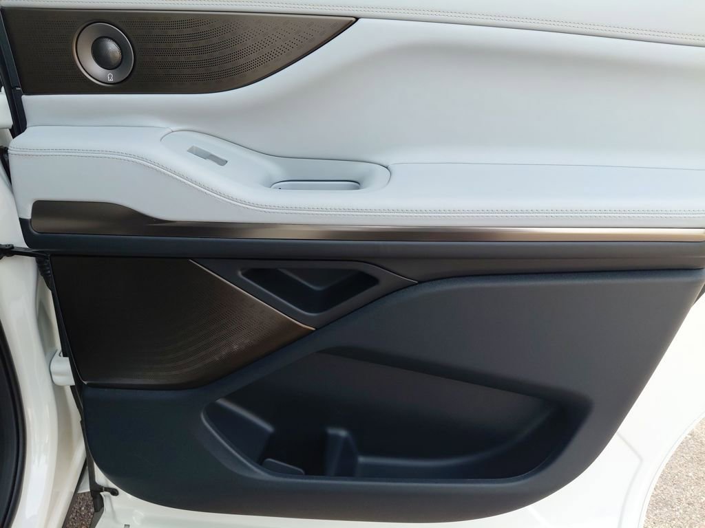 New 2026 Lincoln Navigator L Black Label image 59