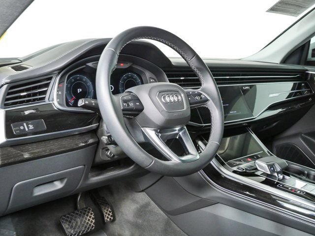 Used 2024 Audi Q8 Prestige AWD/4WD image 4