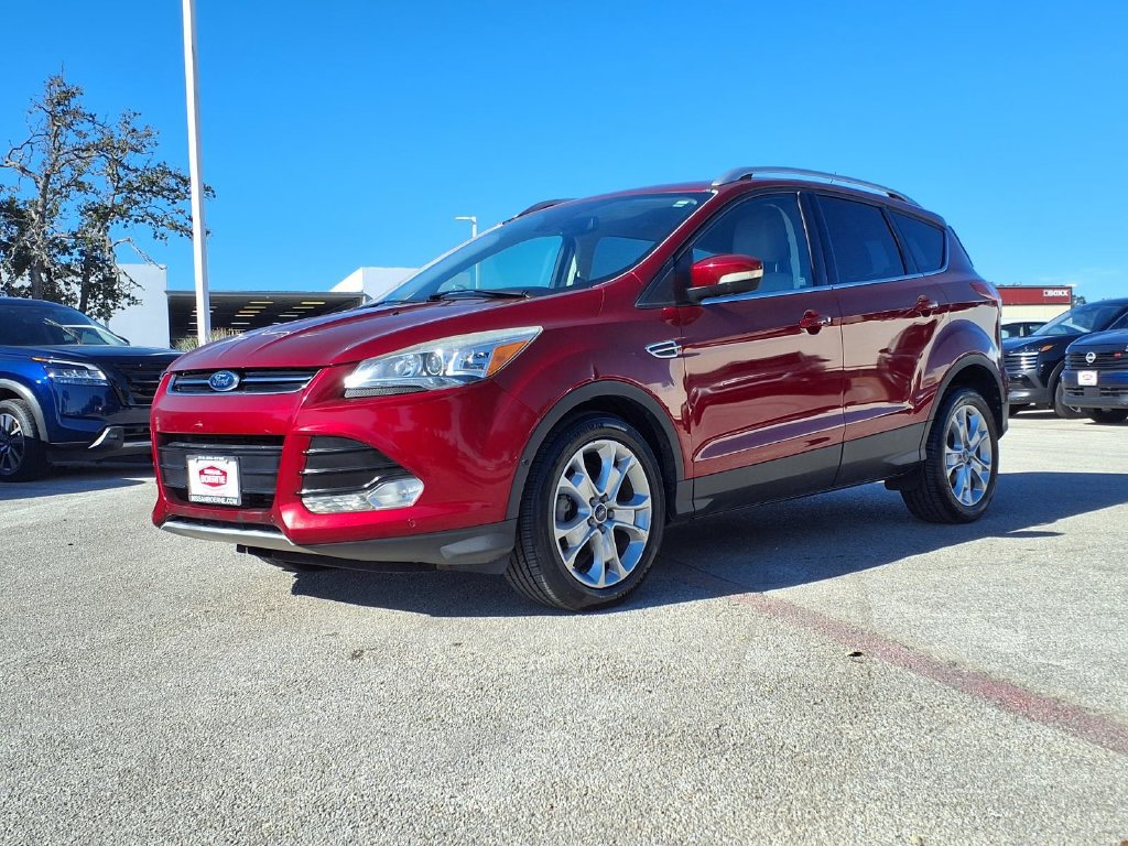 Used 2015 Ford Escape Titanium w/ Equipment Group 301A FWD image 3