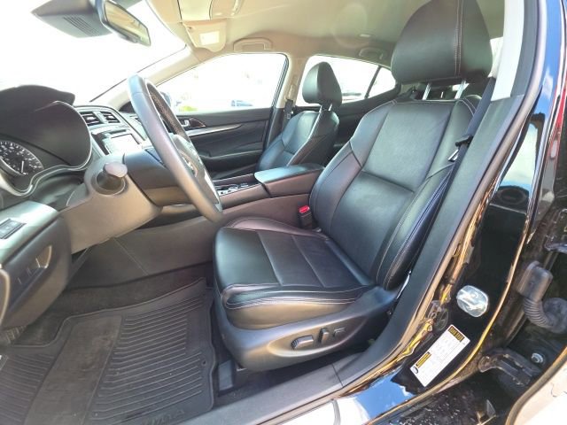 Used 2023 Nissan Maxima SV w/ Floor Mat Group image 13