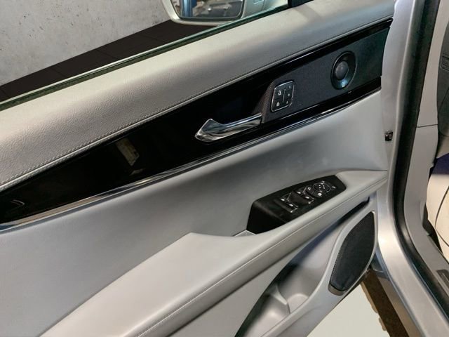 Used 2021 Lincoln Nautilus Reserve AWD/4WD image 19