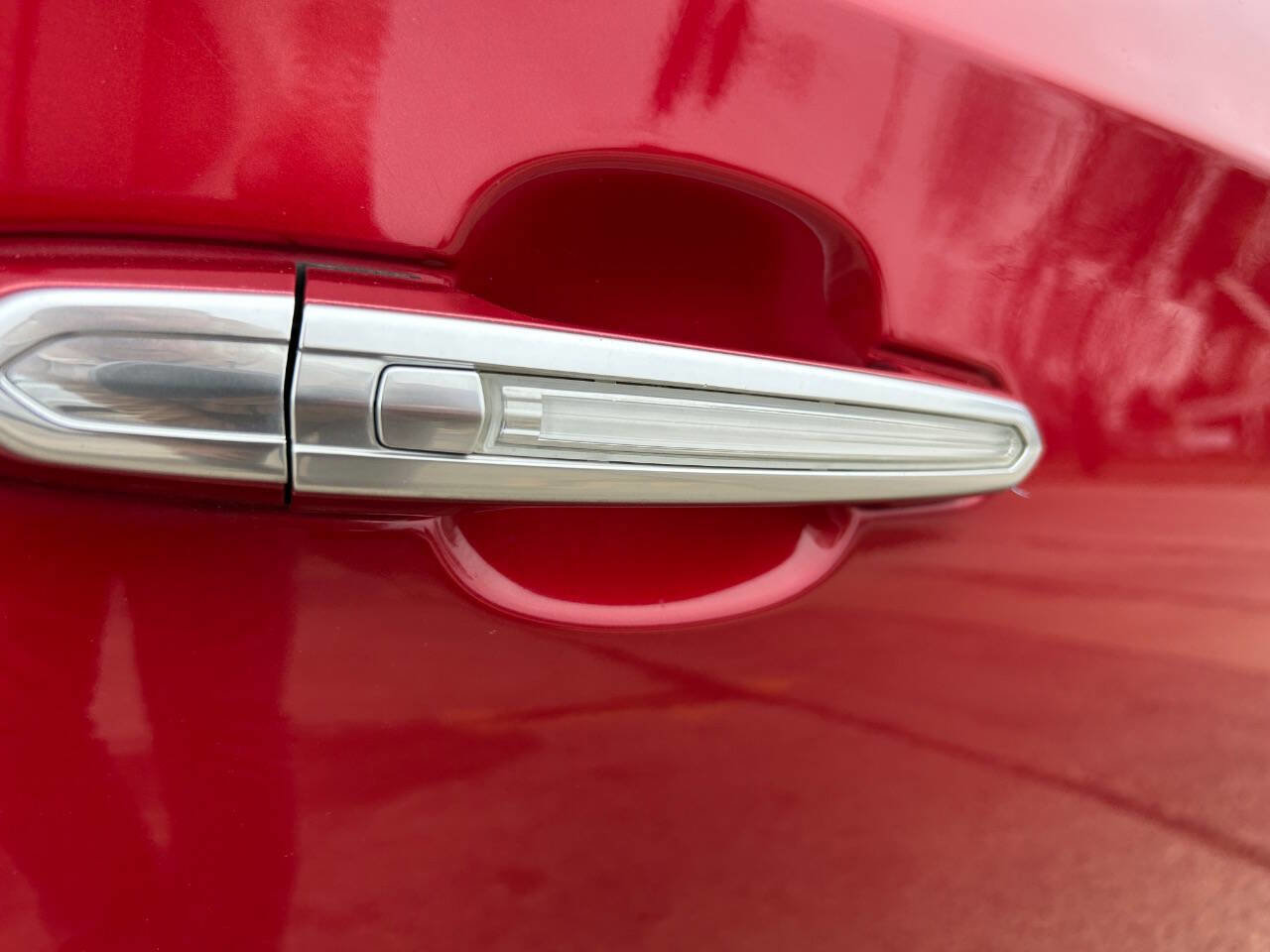 Used 2013 Cadillac XTS Premium image 16