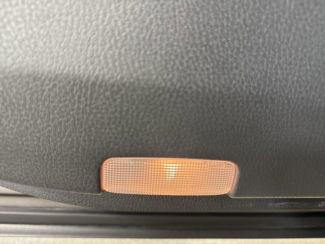 Used 2019 Toyota Camry XSE image 21