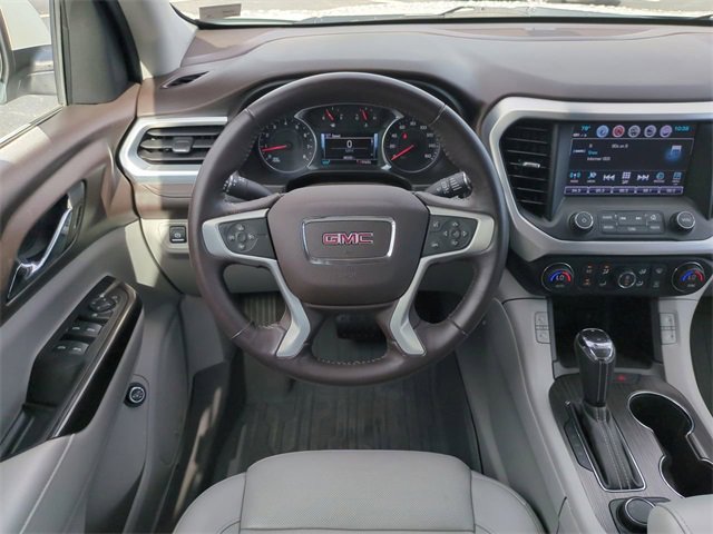 Used 2018 GMC Acadia SLT image 16