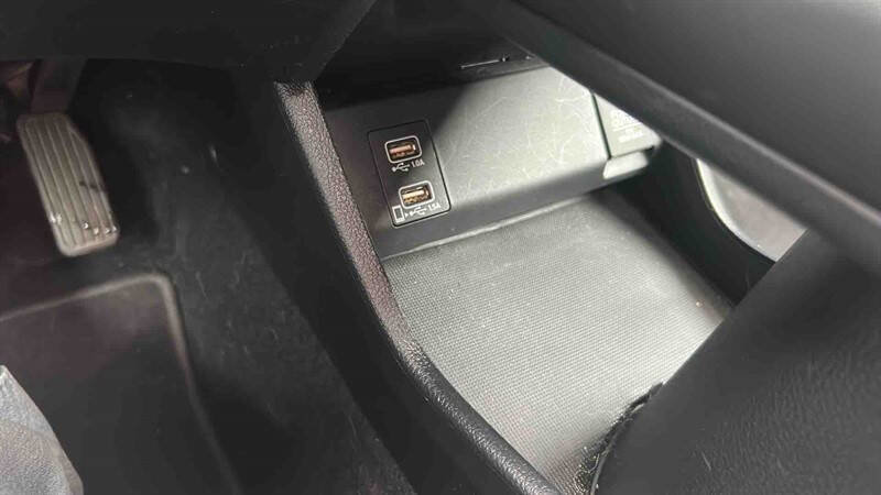 Used 2020 Honda HR-V EX image 28