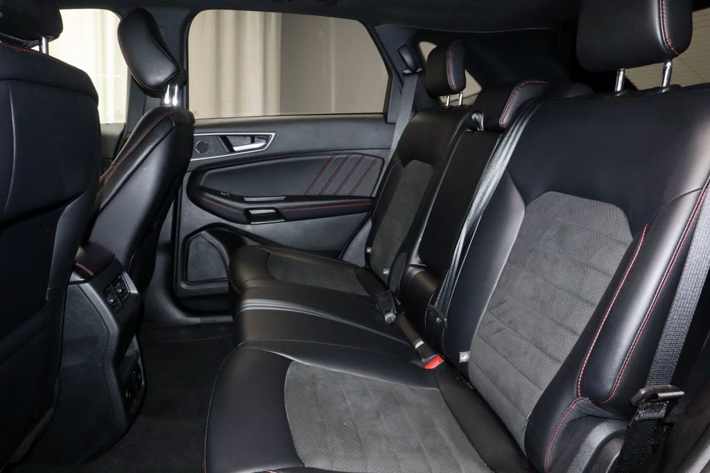 Certified 2024 Ford Edge ST-Line AWD/4WD image 22