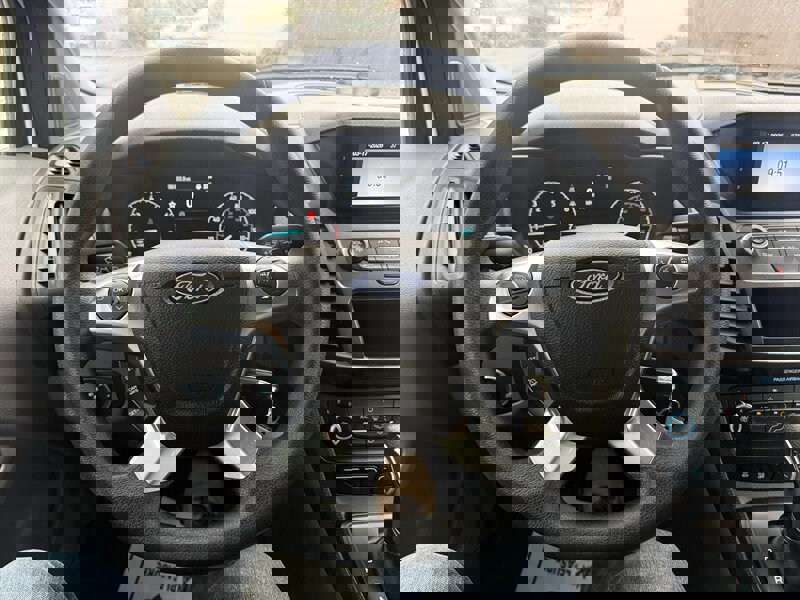 Used 2021 Ford Transit Connect XL image 17